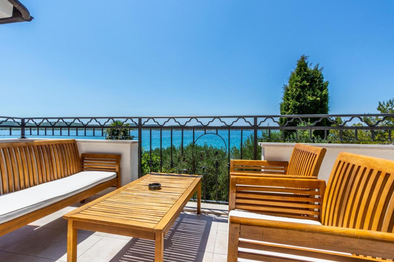 Apartments La Mirage بيروفاتش المظهر الخارجي الصورة